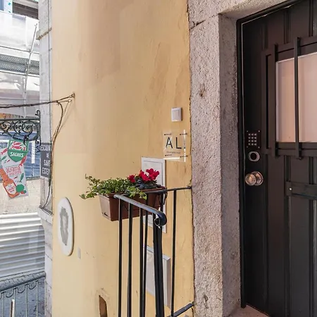 Studio In Alfama By Lucky Surface Lisbon Exterior photo